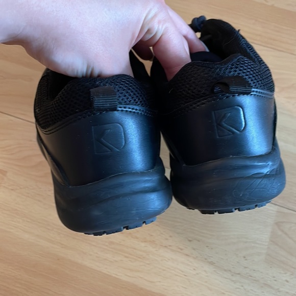 Tarantula/Dakota work shoes - Picture 4 of 5